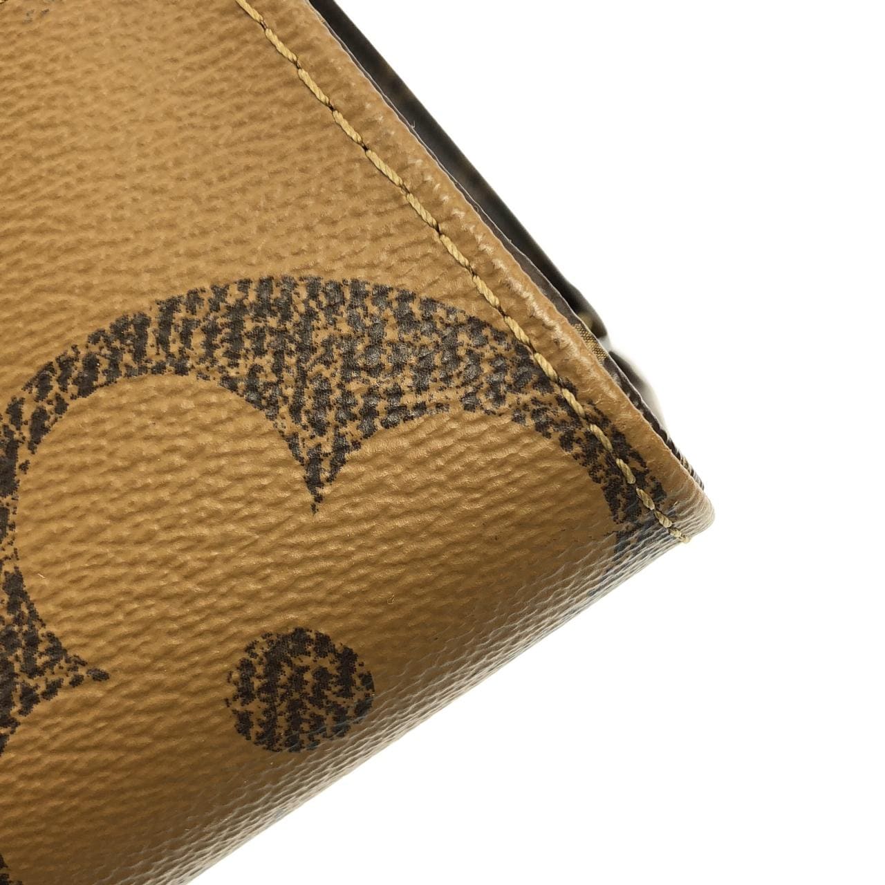 LOUIS VUITTON OnTheGo M45321 Handbag Monogram 3