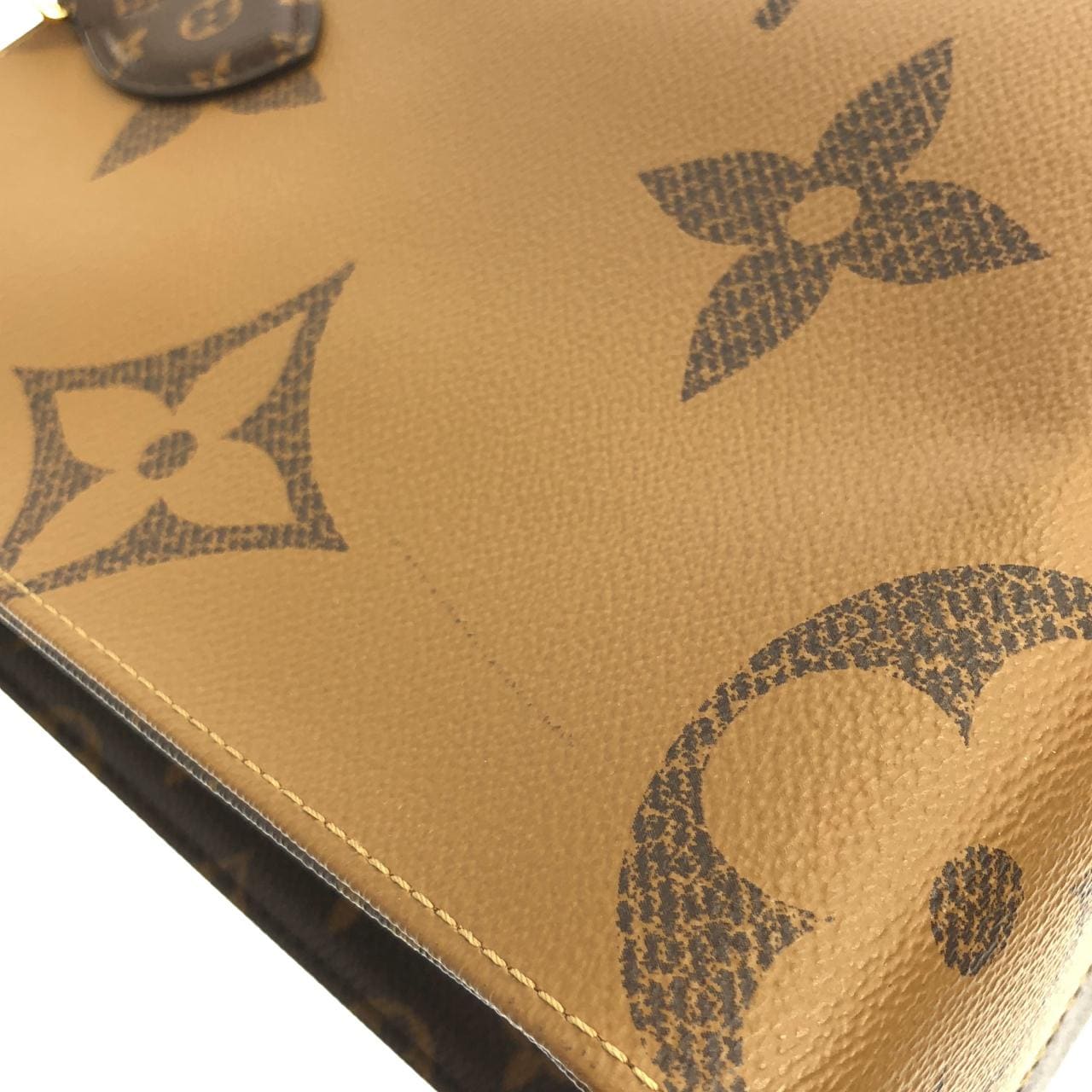 LOUIS VUITTON OnTheGo M45321 Handbag Monogram 4