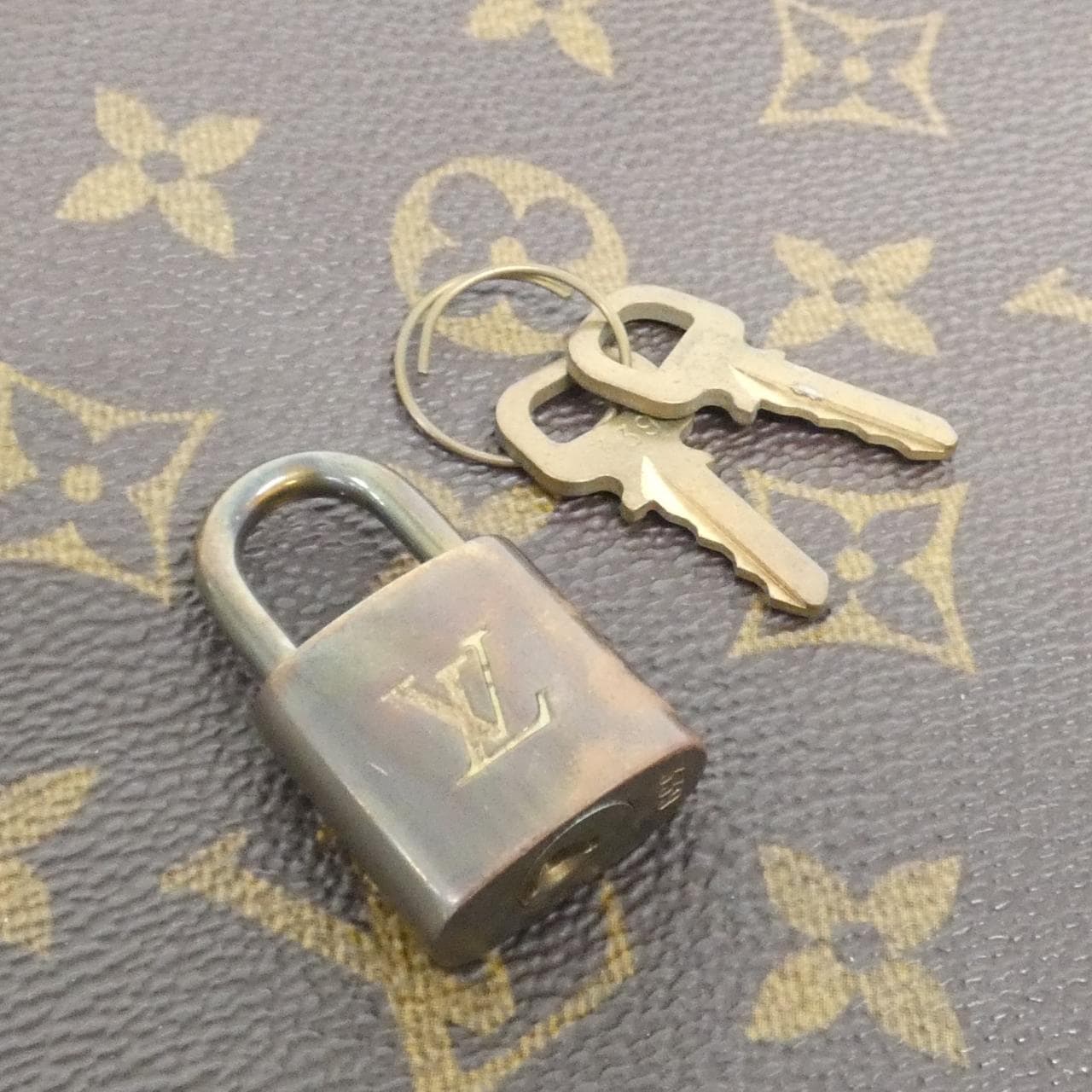 LOUIS VUITTON Speedy M41524 Boston Monogram 3
