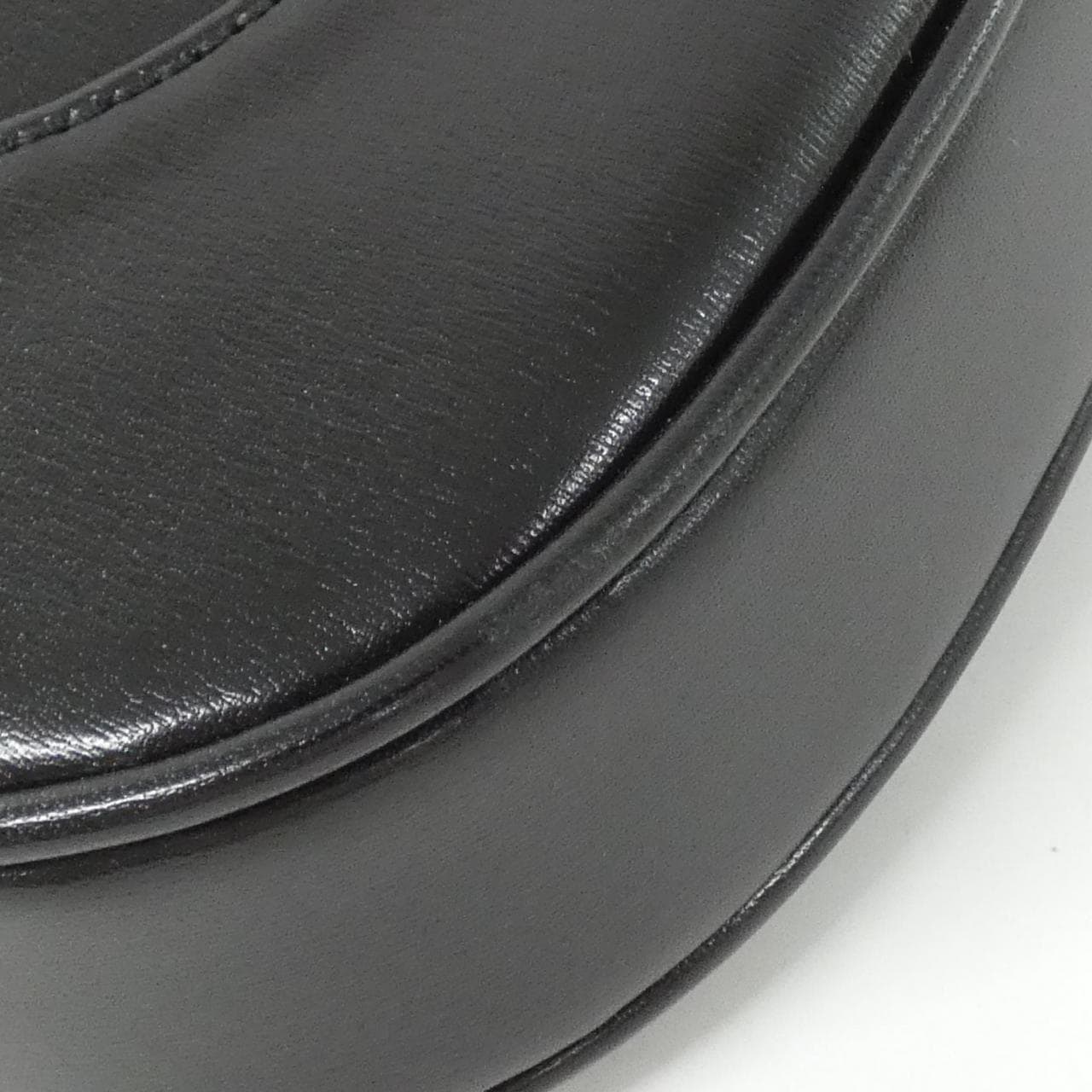 GUCCI Jackie 636709 10O0G 肩背包 皮革 3