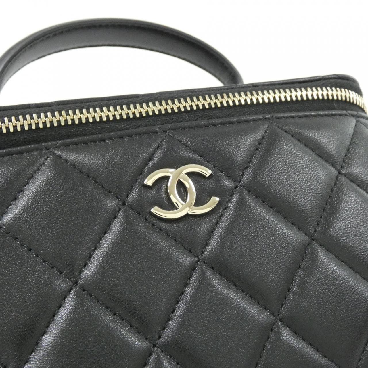 CHANEL Timeless Classic AP2199 Handbag Lambskin 4