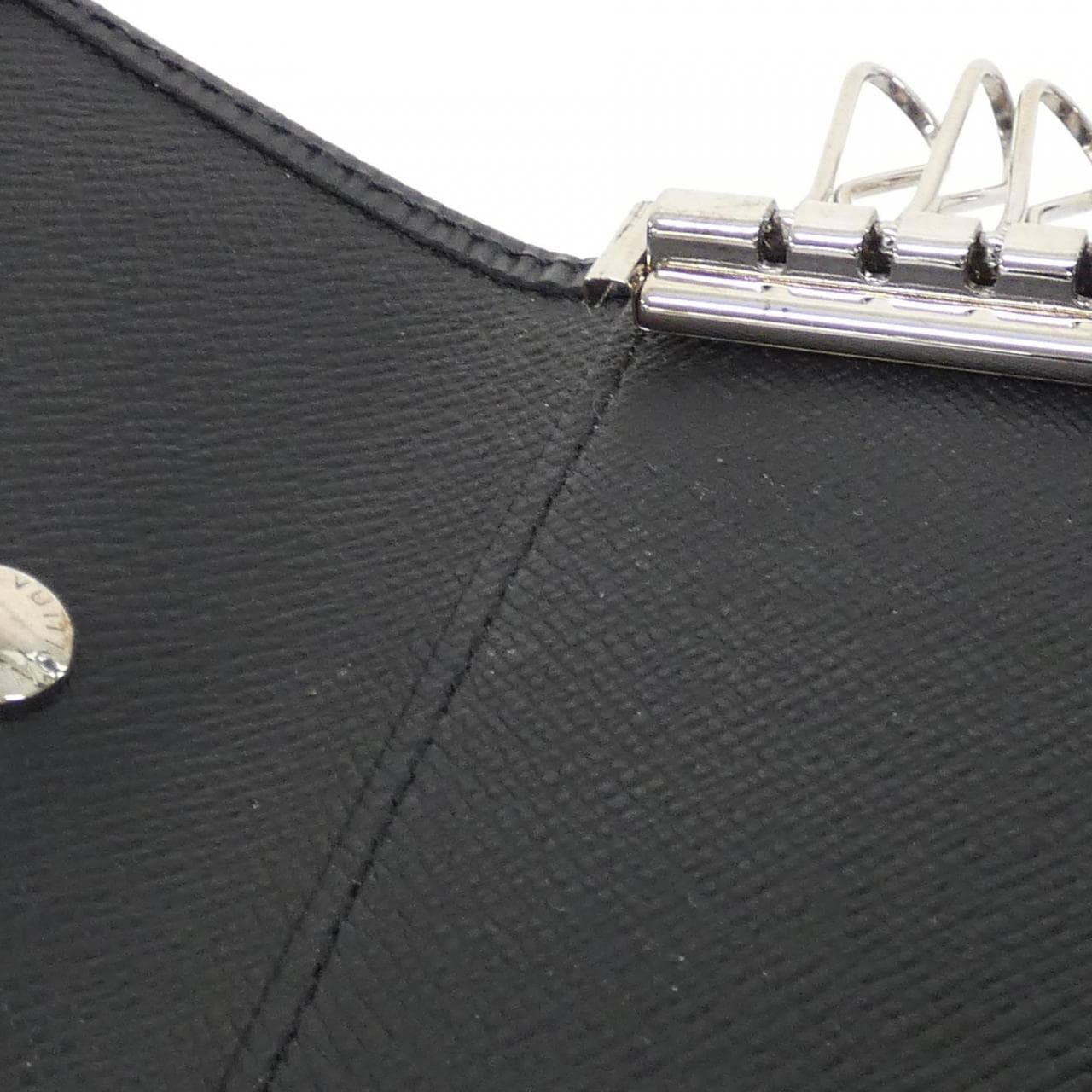 LOUIS VUITTON M63822 Key Case Epi 6