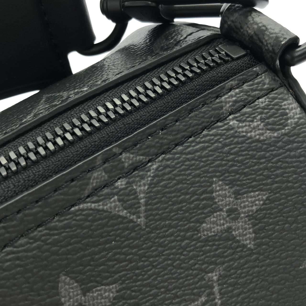 LOUIS VUITTON Eclipse M46796 手提包 Monogram 3