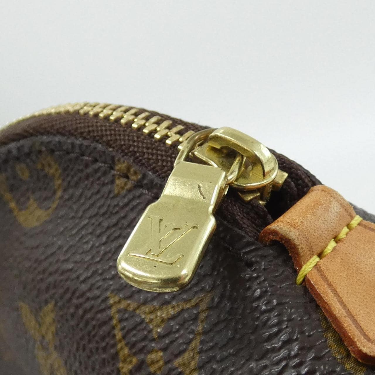 LOUIS VUITTON Pochette M47515 Pouch Monogram 5