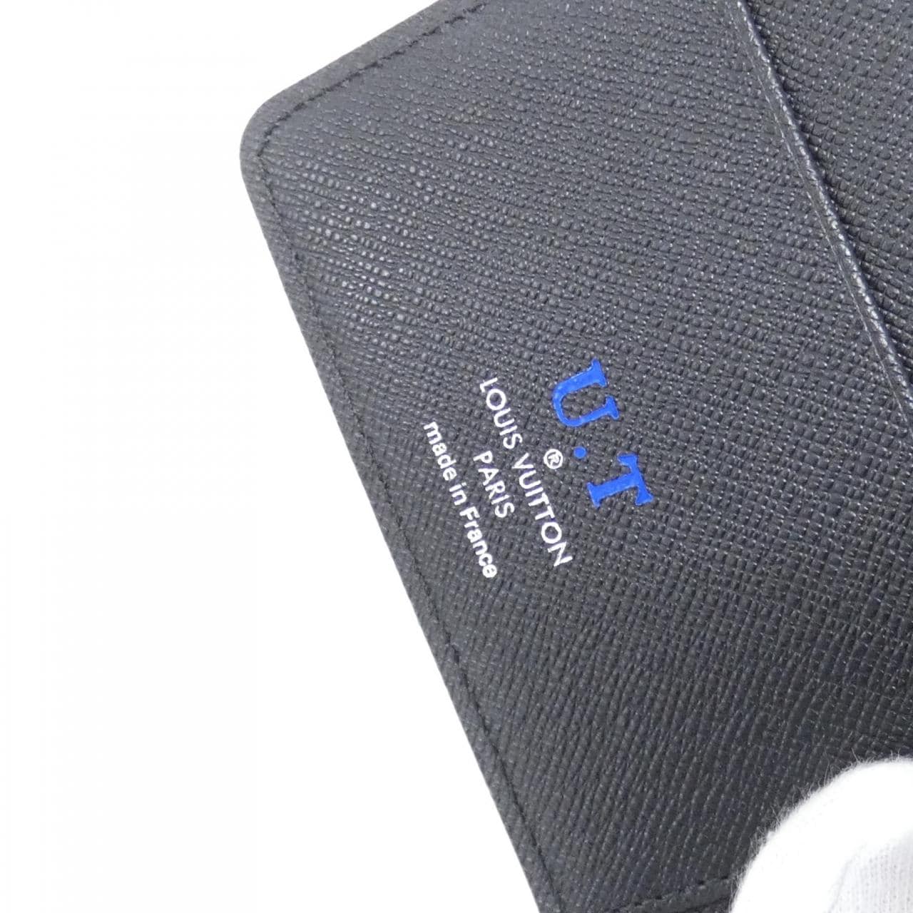 LOUIS VUITTON R20202 Wallet Epi 8