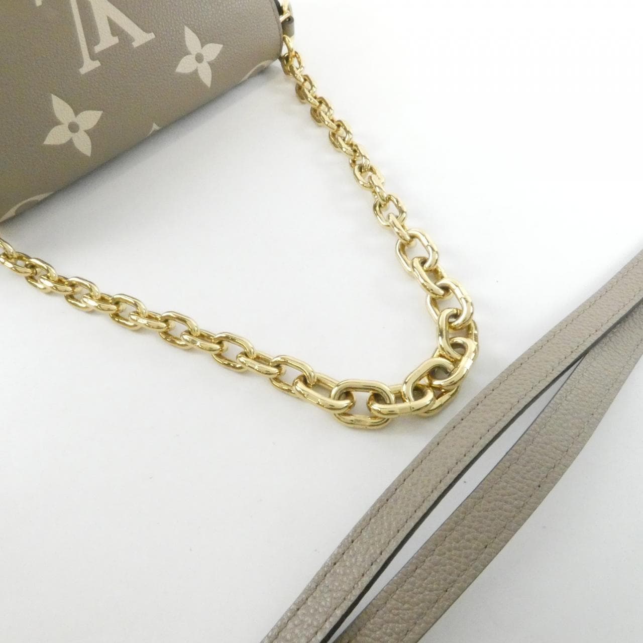 LOUIS VUITTON M45836 肩背包 Monogram 4