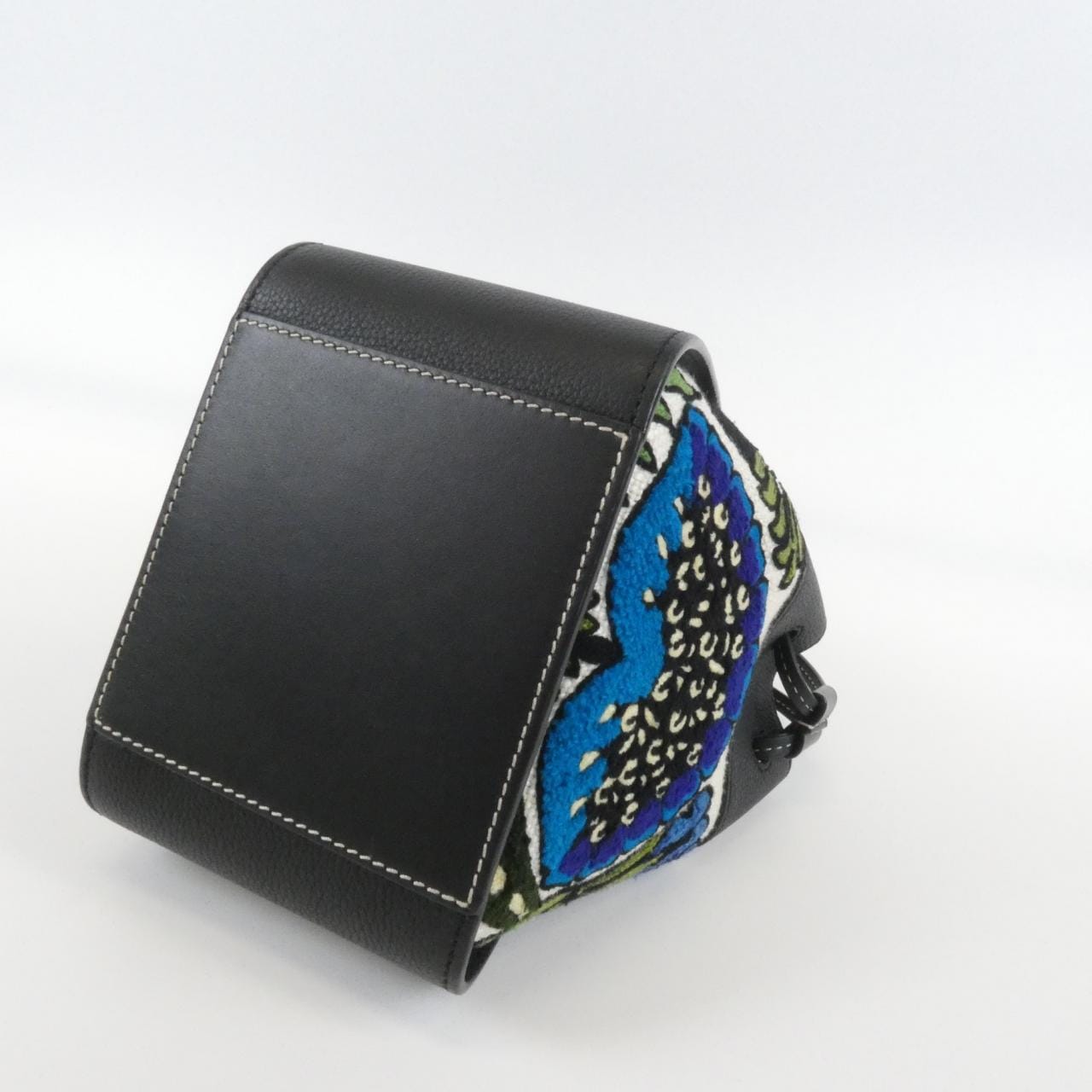 LOEWE Hammock Shoulder Canvas 3