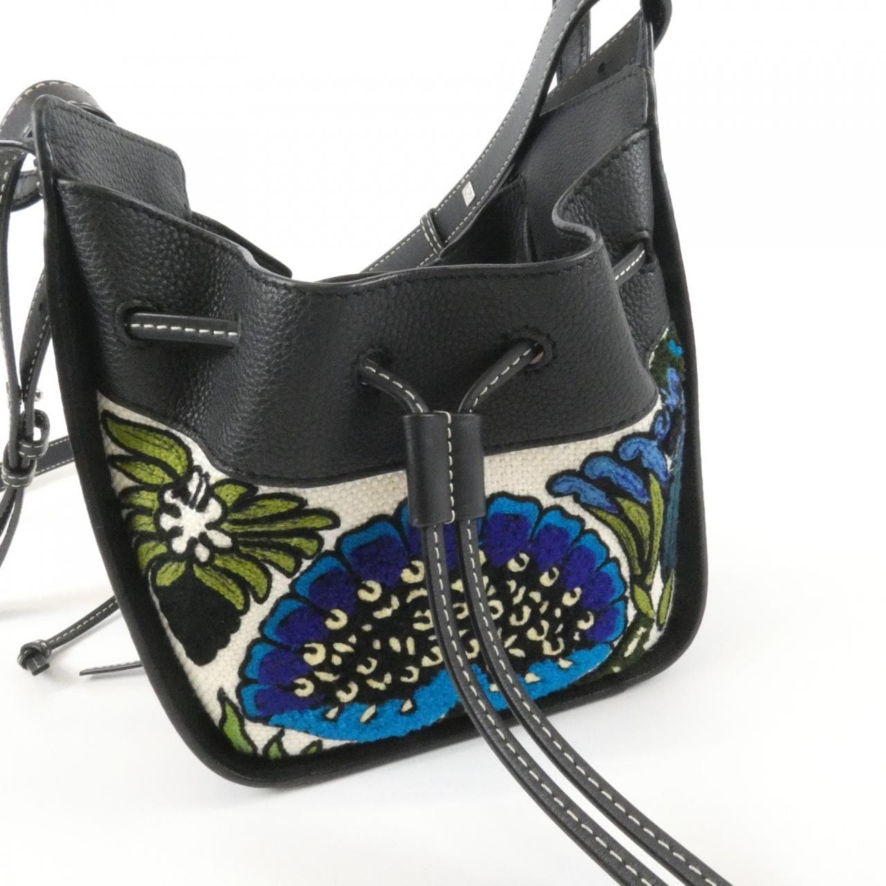 LOEWE Hammock Shoulder Canvas 4