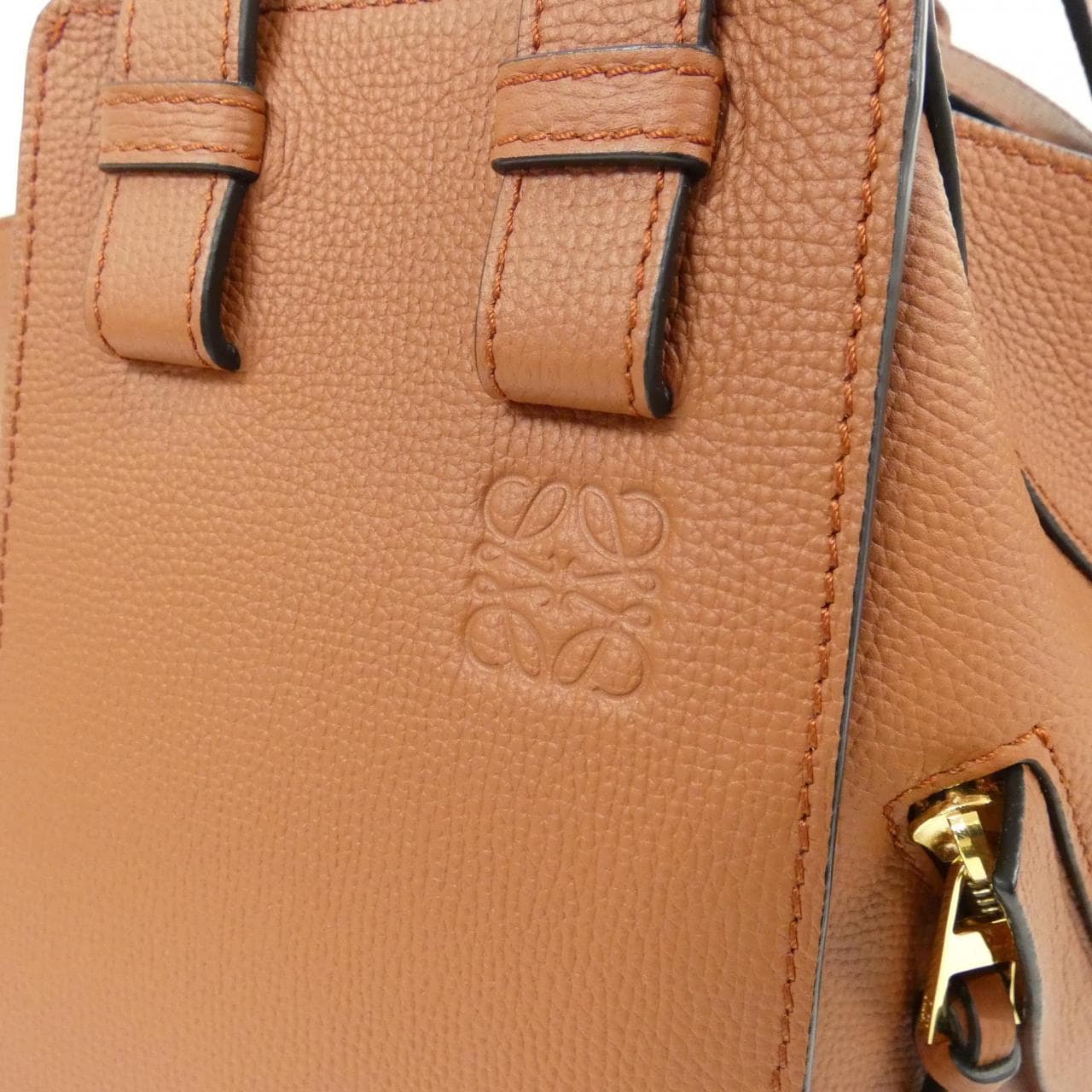 LOEWE Hammock A538S35X18 肩背包 4