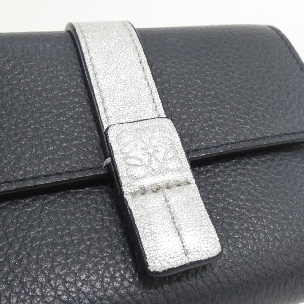 LOEWE C660S86X05 銀包 3