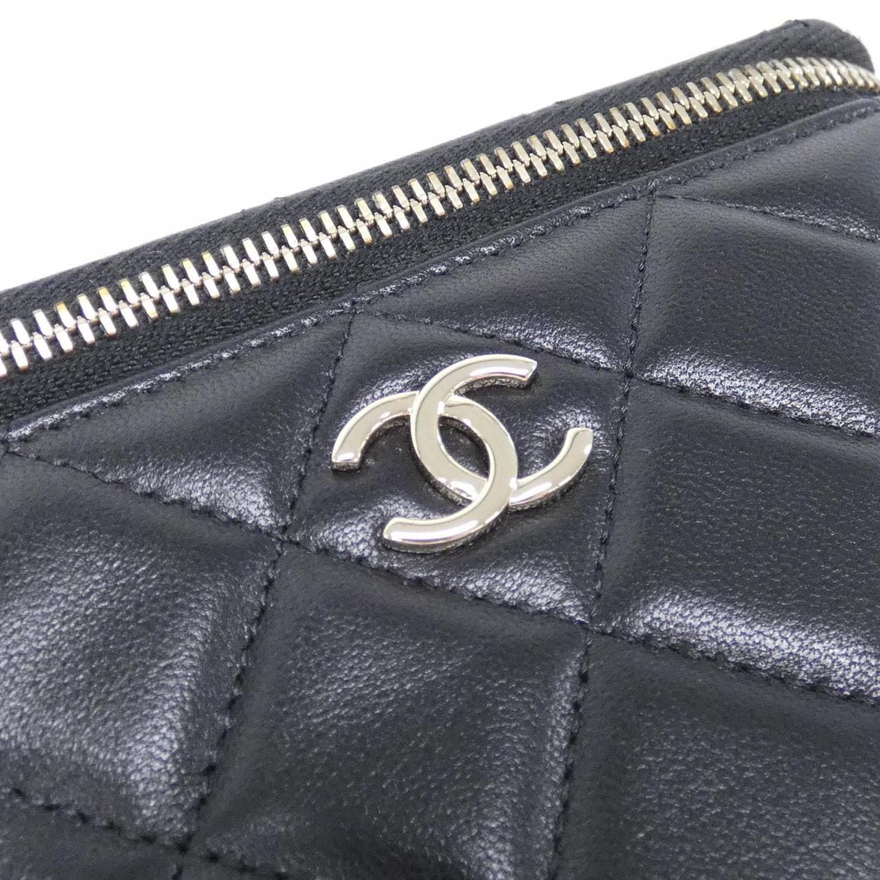 CHANEL Timeless Classic AP2199 Handbag Lambskin 5