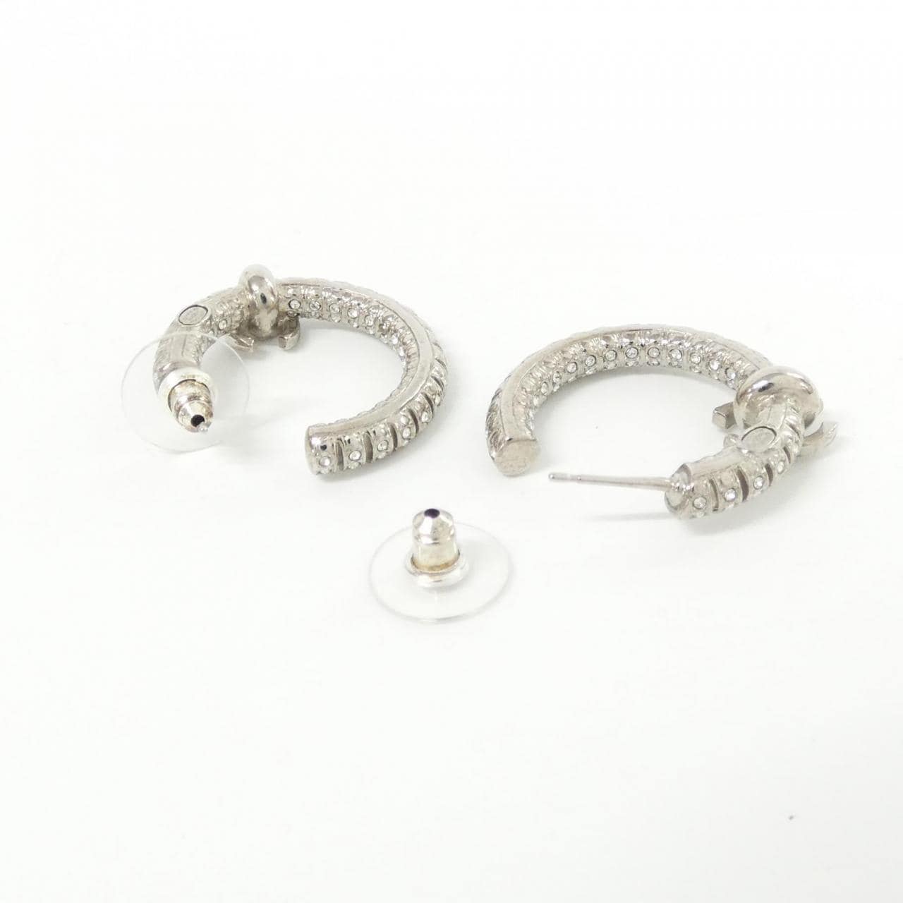 CHANEL ABA320 4