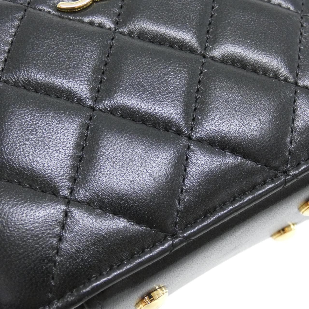 CHANEL Chanel 19 AP3088 肩背包 羊皮 4