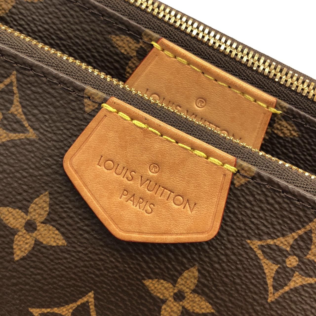 LOUIS VUITTON Pochette M44813 肩背包 Monogram 4