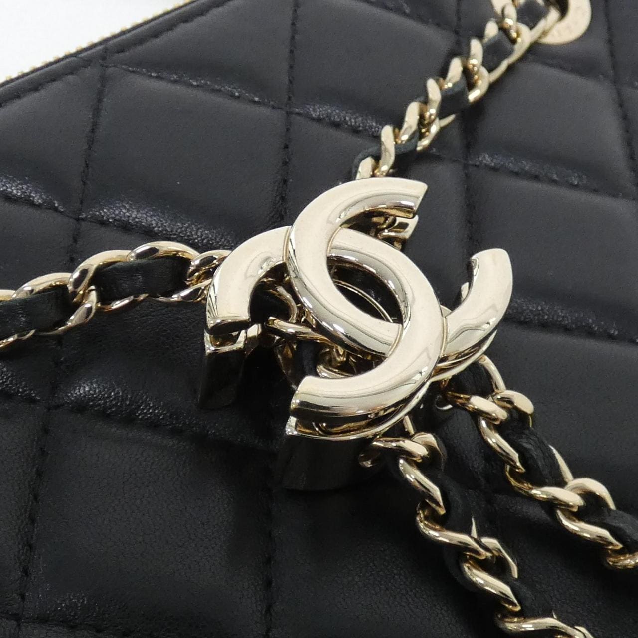 CHANEL Timeless Classic AP1074 肩背包 羊皮 4
