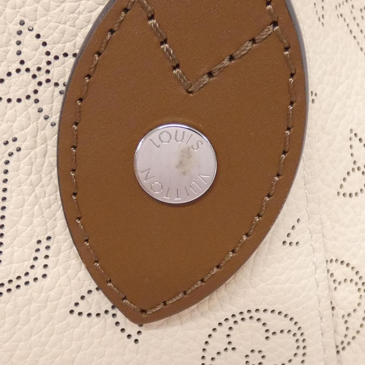 LOUIS VUITTON Mahina M51950 手提包 3
