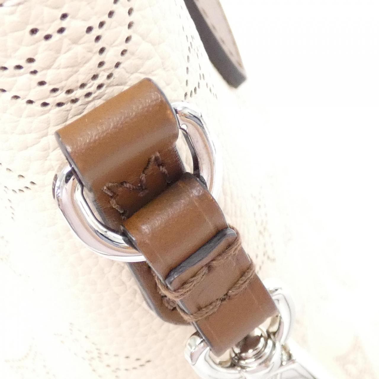 LOUIS VUITTON Mahina M51950 手提包 4