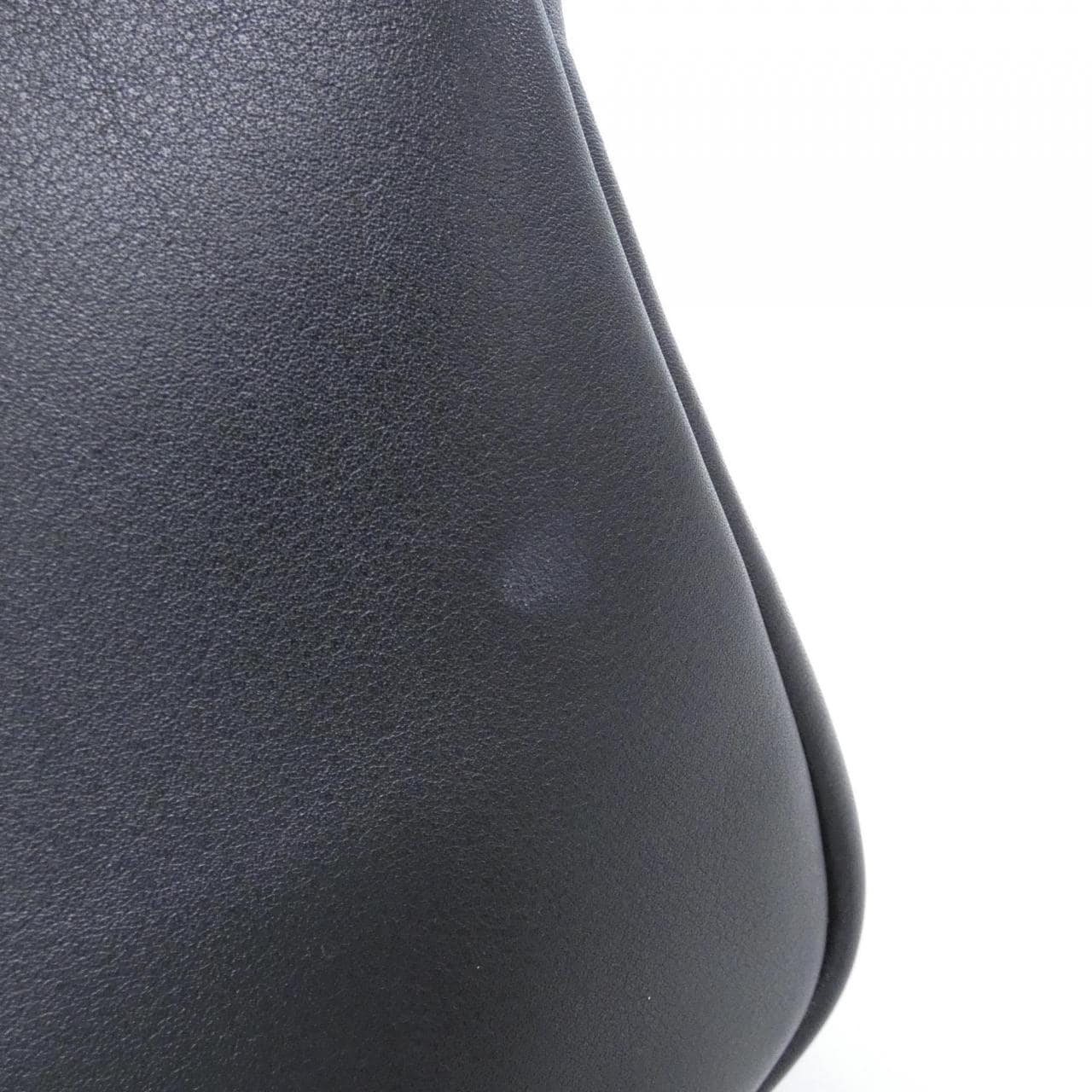 LOEWE B553A72X21 Shoulder 4