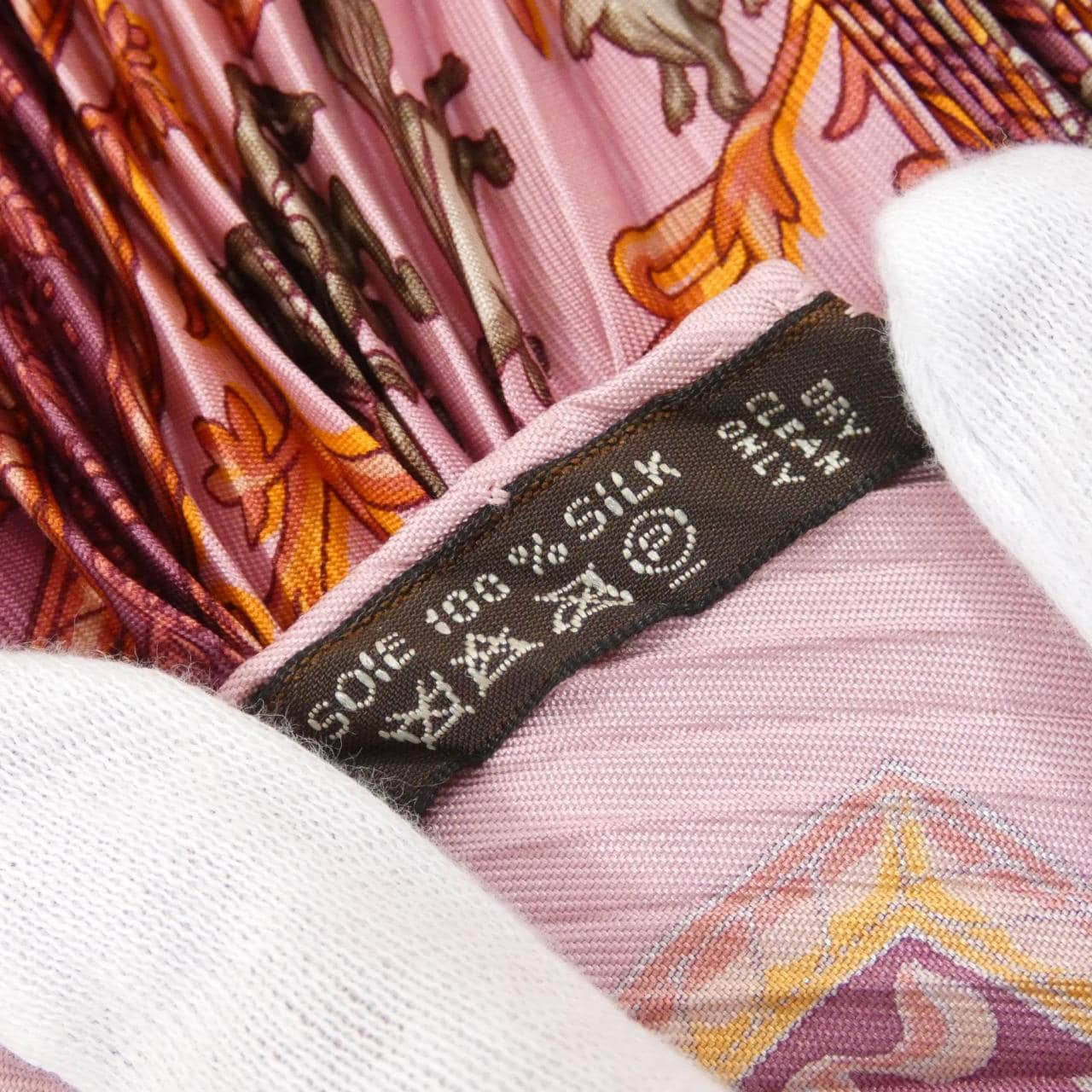 HERMES Scarf 5