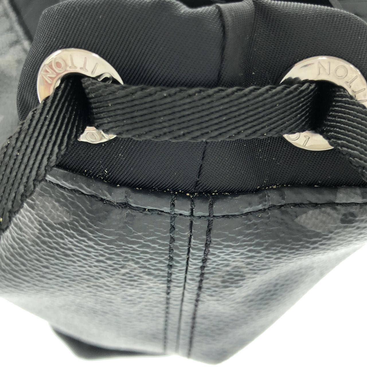 LOUIS VUITTON Eclipse M44228 手提包 Monogram 5