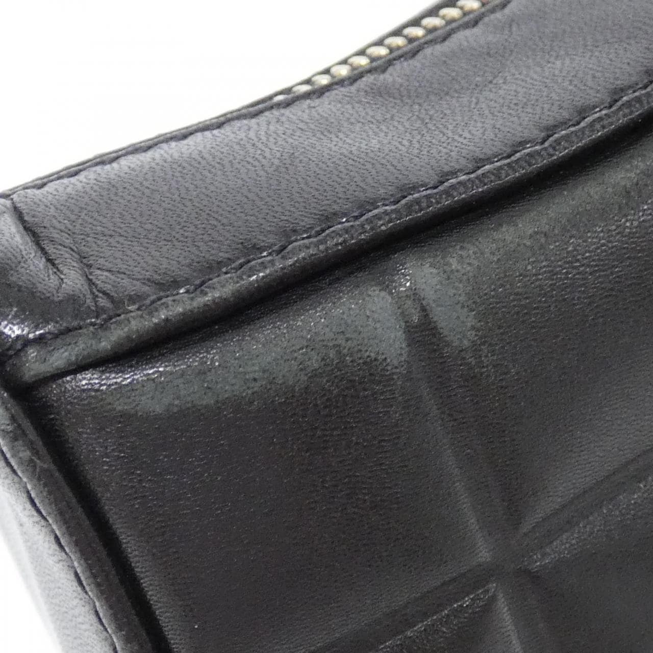 CHANEL 17360 肩背包 羊皮 5