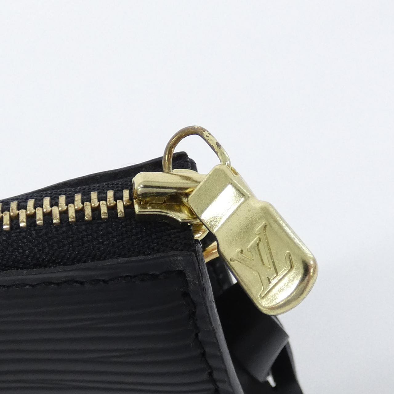LOUIS VUITTON Pochette M52942 Pochette Epi 4