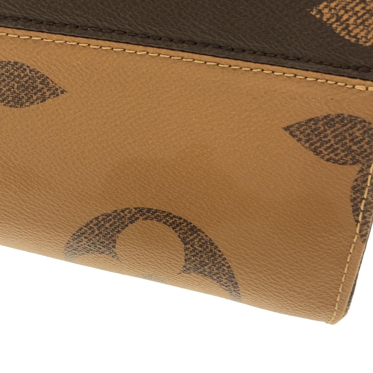 LOUIS VUITTON OnTheGo M44576 Handbag Monogram 3