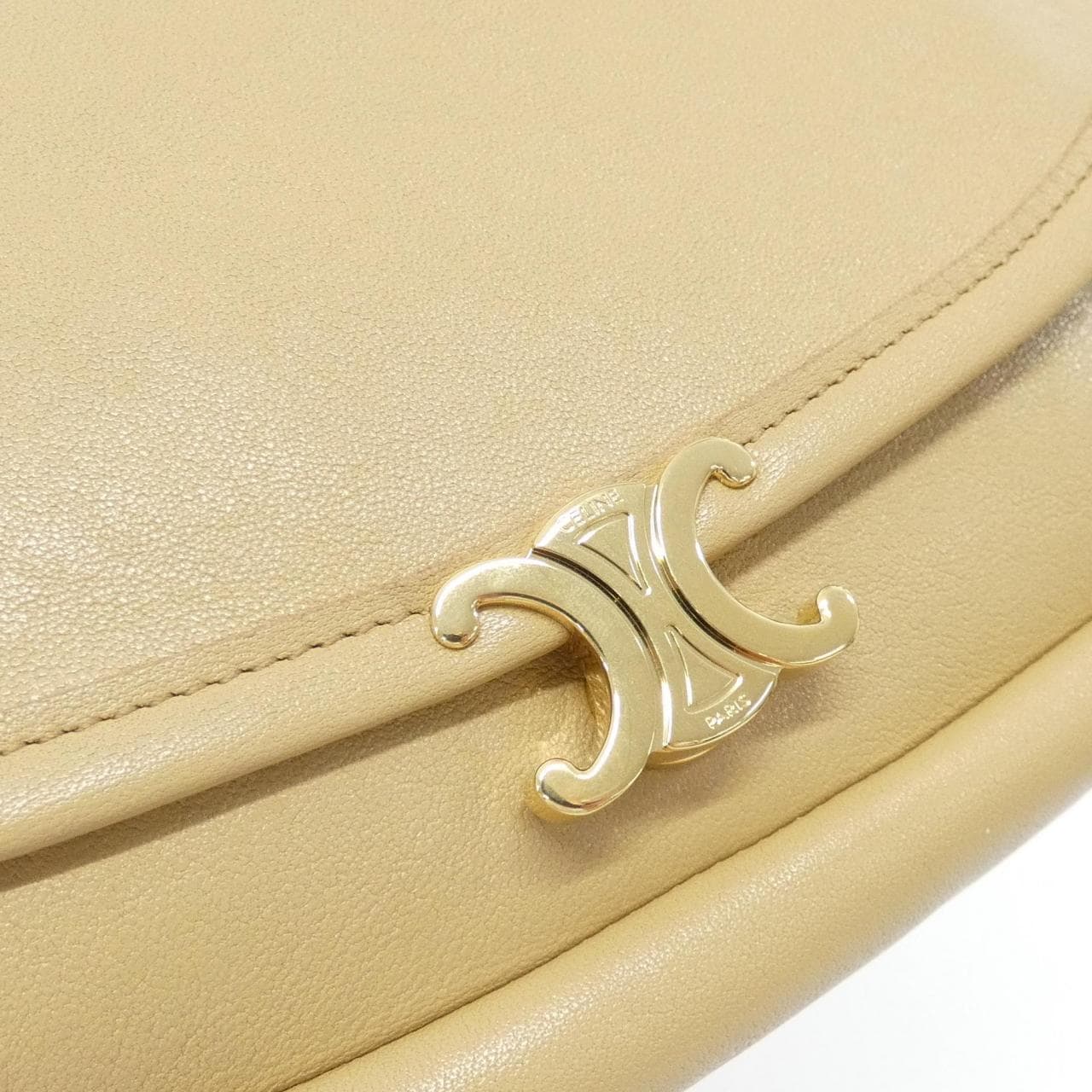 CELINE Triomphe L10373778 肩背包 羊皮 4