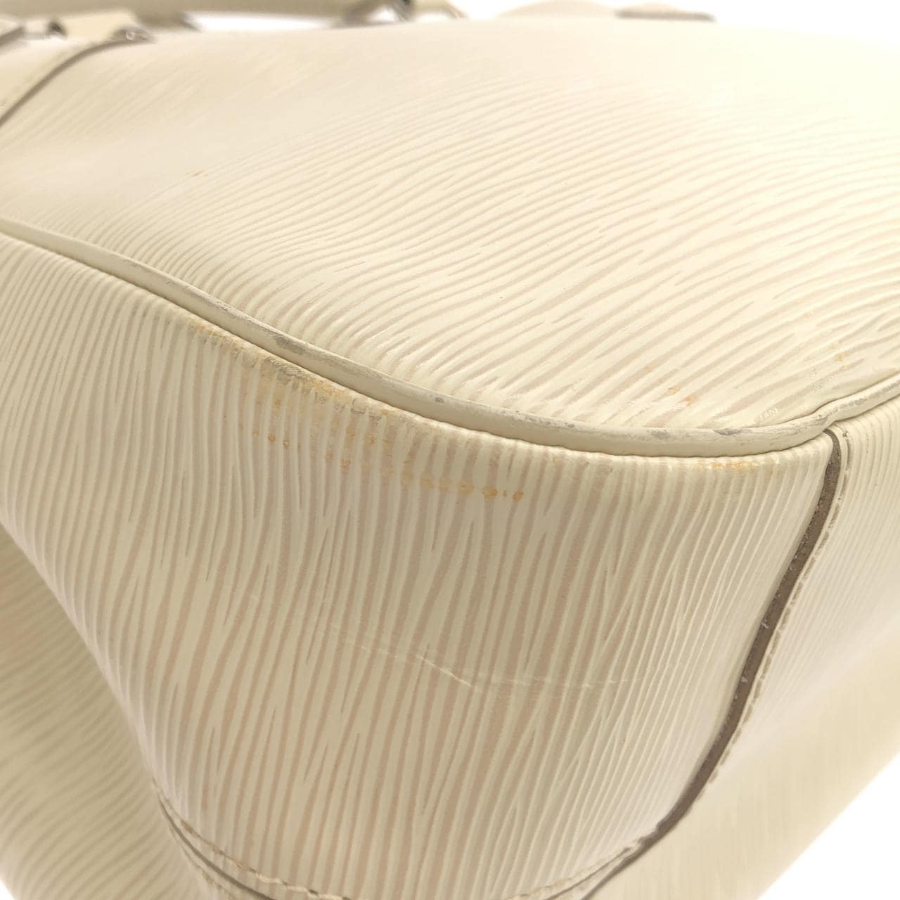 LOUIS VUITTON M5926J 手提包 Epi 3