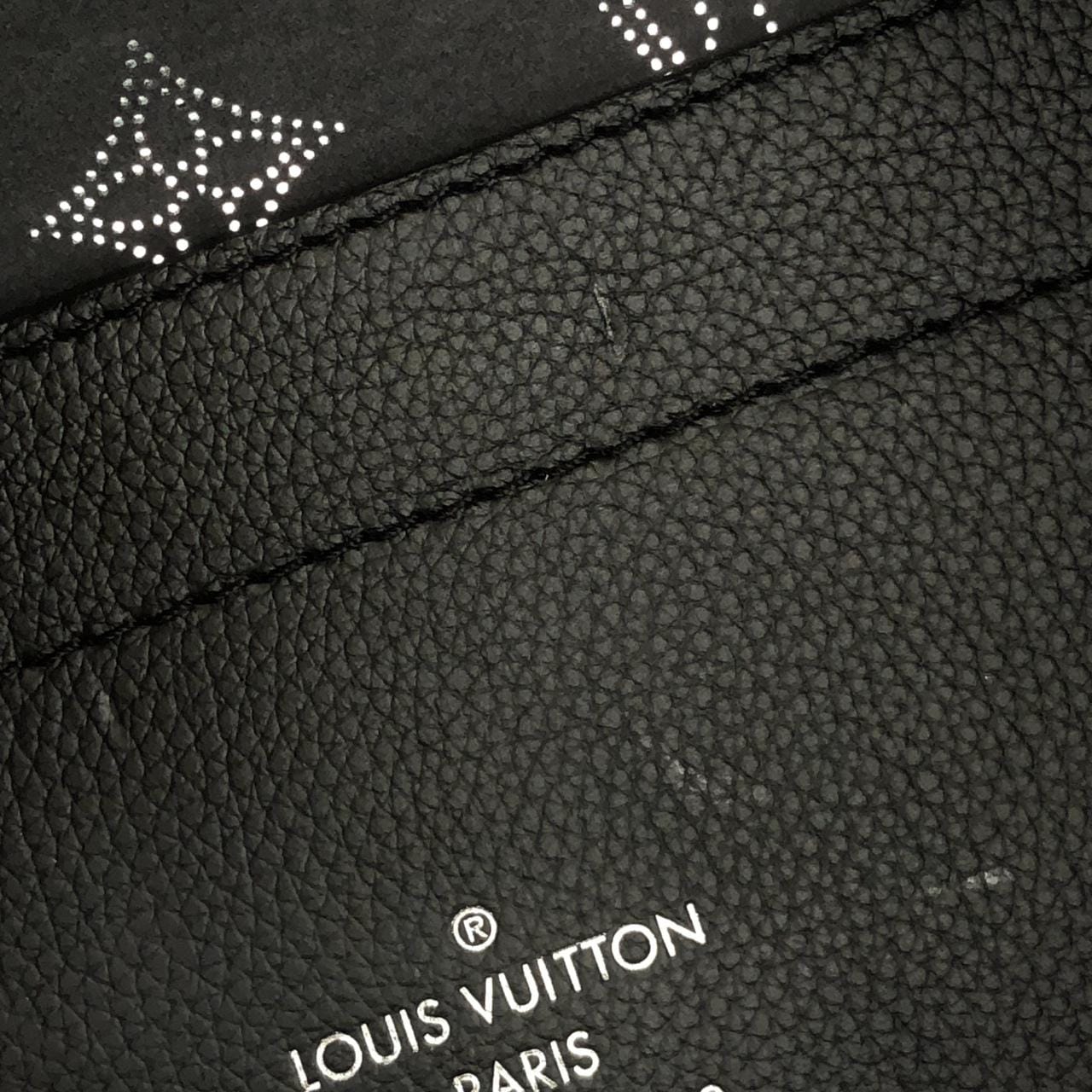 LOUIS VUITTON Mahina M54350 手提包 4