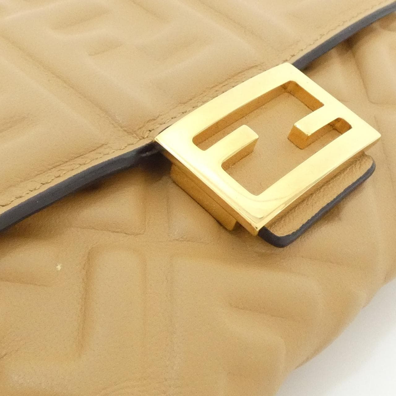 FENDI 8M0419 AAJD 銀包 羊皮 3