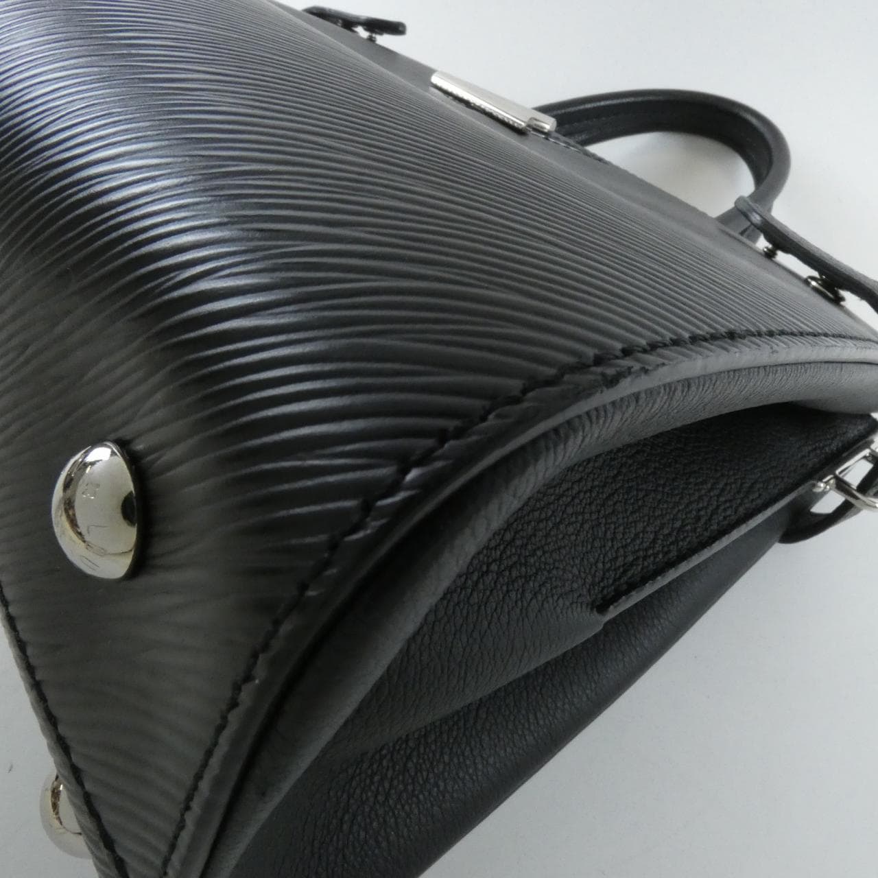LOUIS VUITTON Twist M54810 托特包 Epi 4