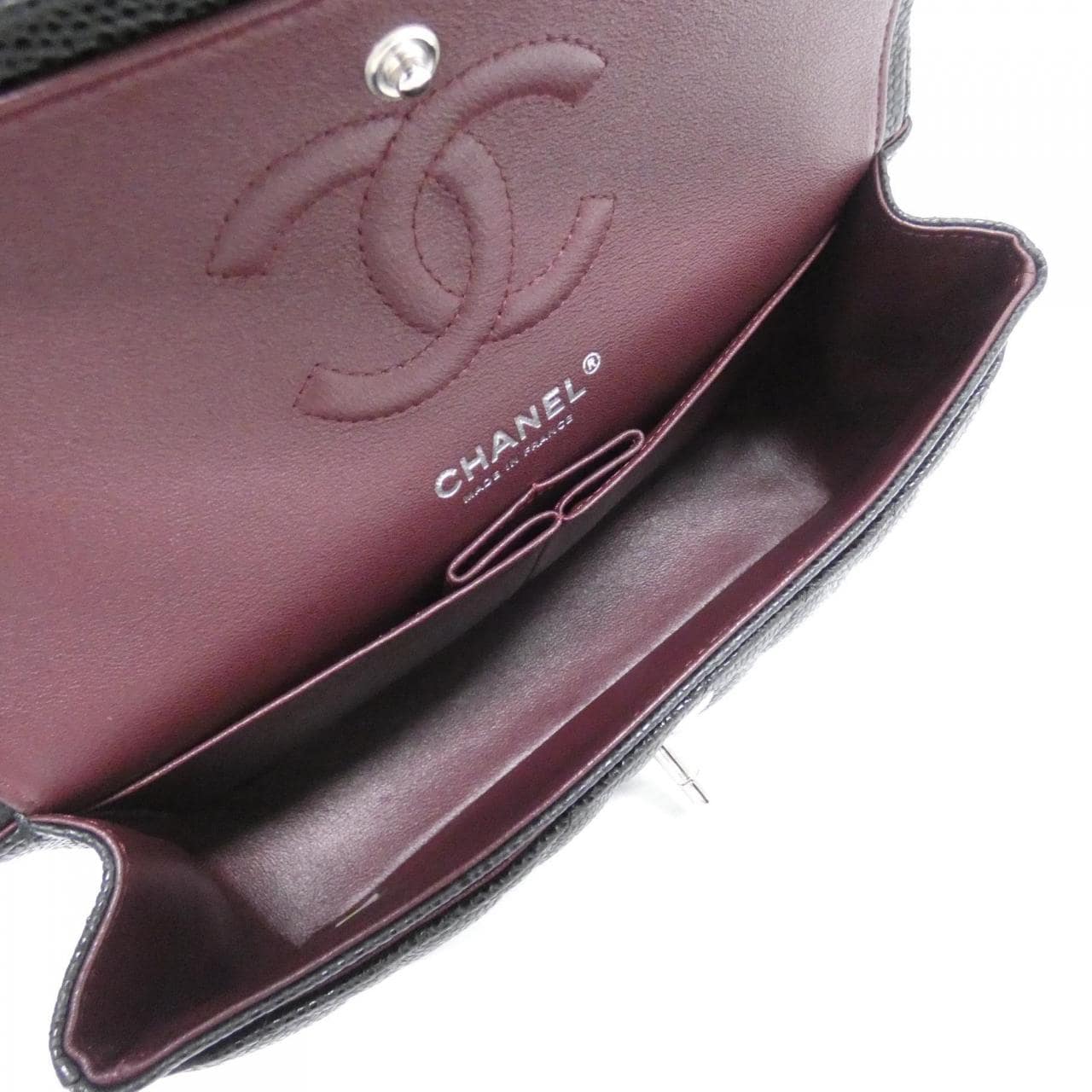 CHANEL Matelasse 1113 Shoulder Grained Calfskin 5