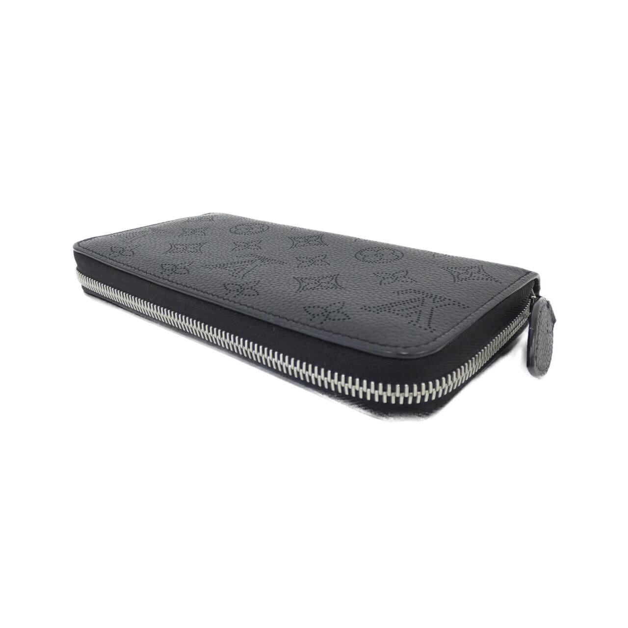 LOUIS VUITTON Mahina M61867 Wallet 2