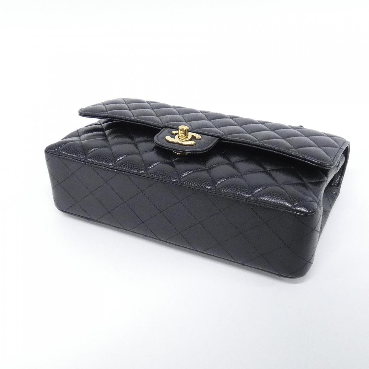CHANEL Matelasse 1112 Shoulder Grained Calfskin 3