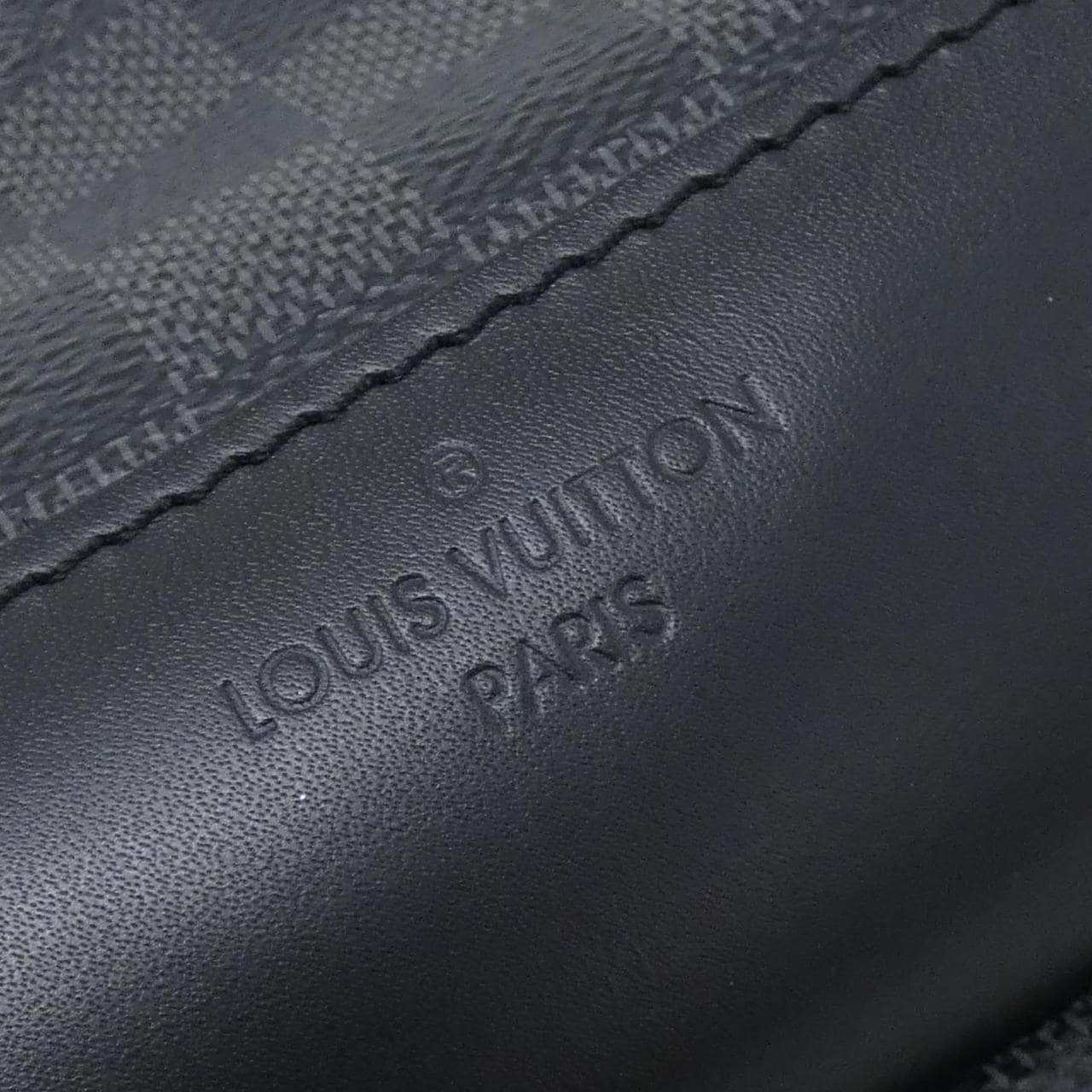 LOUIS VUITTON Avenue N41719 Shoulder Damier 5