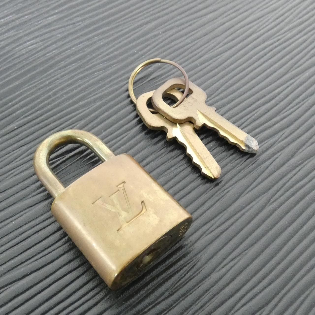 LOUIS VUITTON Alma M52142 Handbag Epi 4
