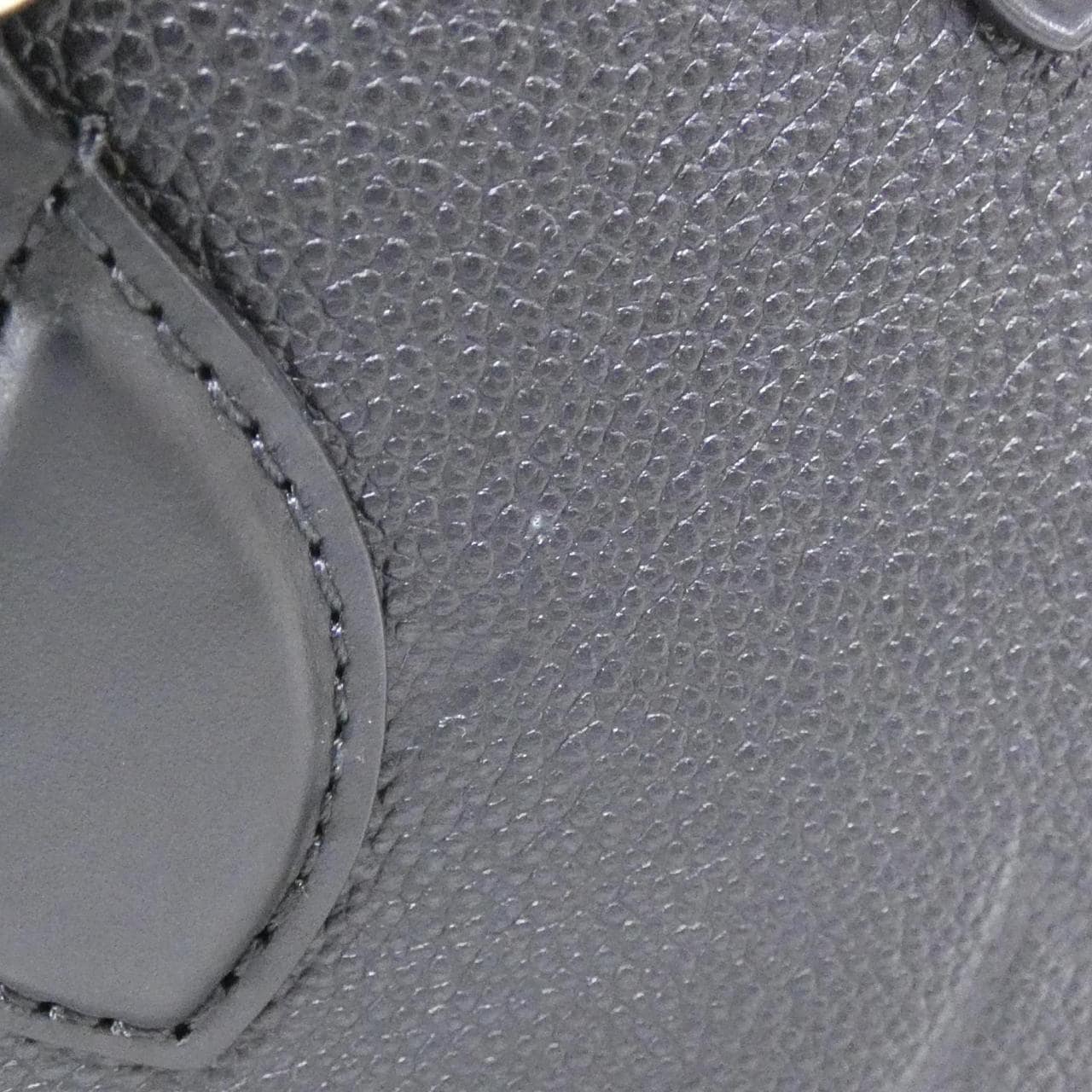 LOUIS VUITTON OnTheGo M45653 Handbag Monogram 3
