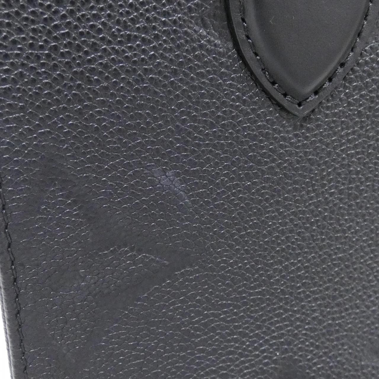 LOUIS VUITTON OnTheGo M45653 Handbag Monogram 4