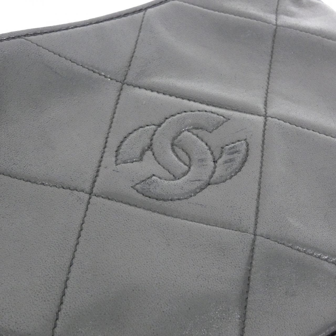 CHANEL 肩背包 羊皮 4