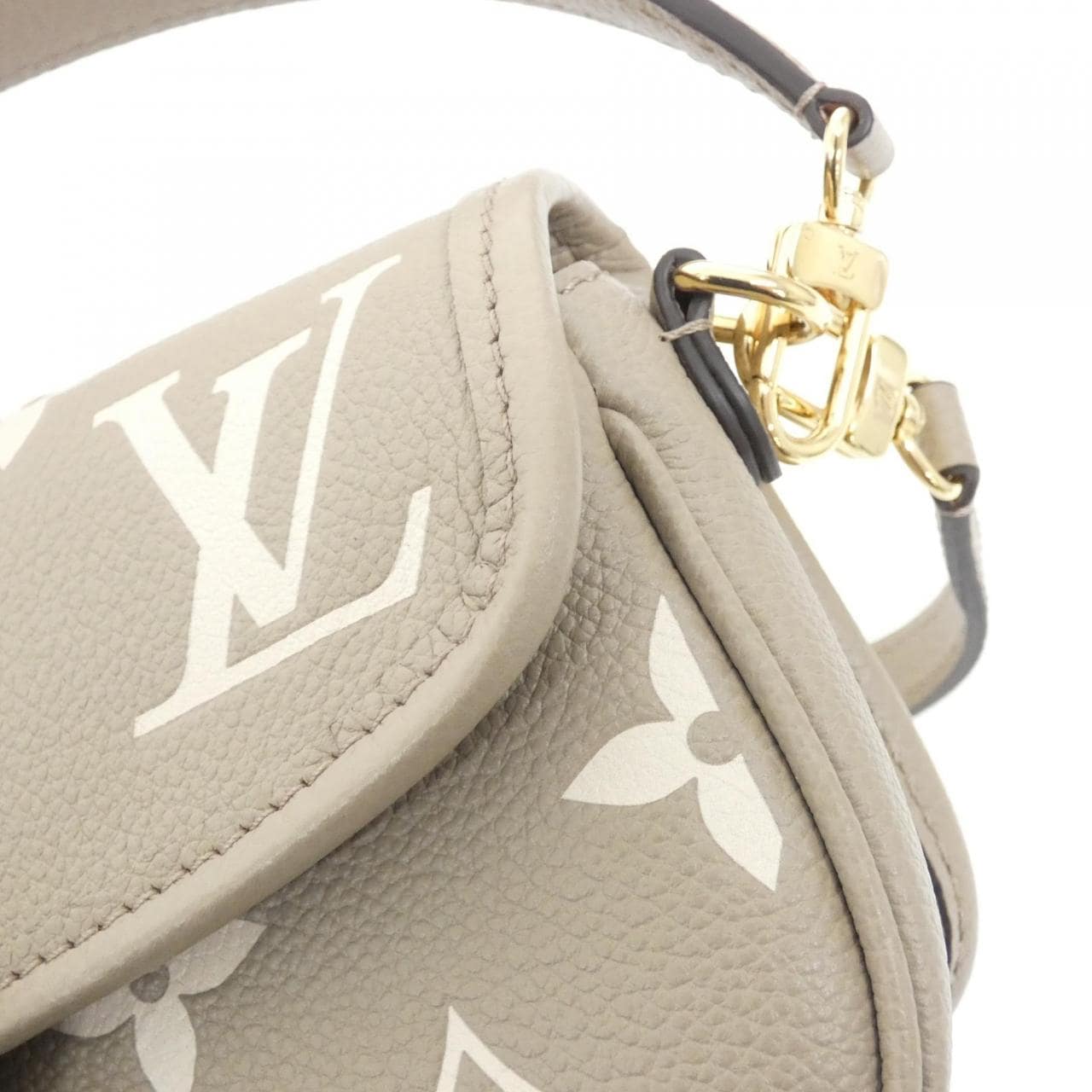 LOUIS VUITTON M83300 Shoulder Monogram 4