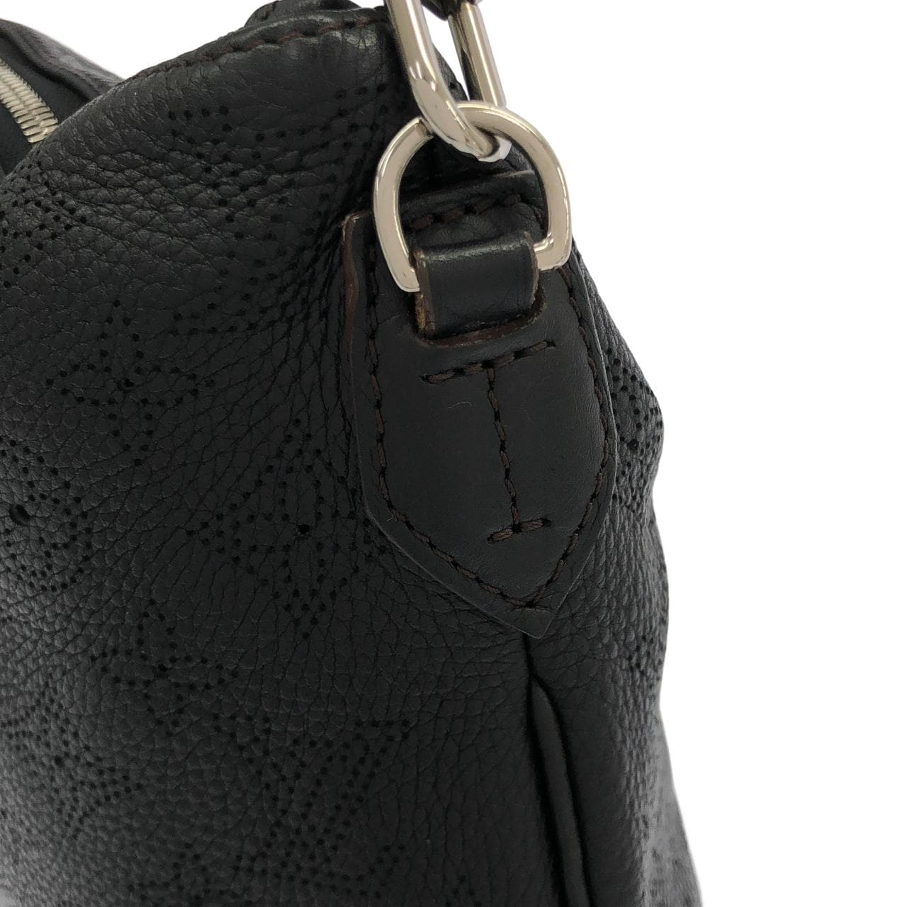 LOUIS VUITTON Mahina M94314 肩背包 5