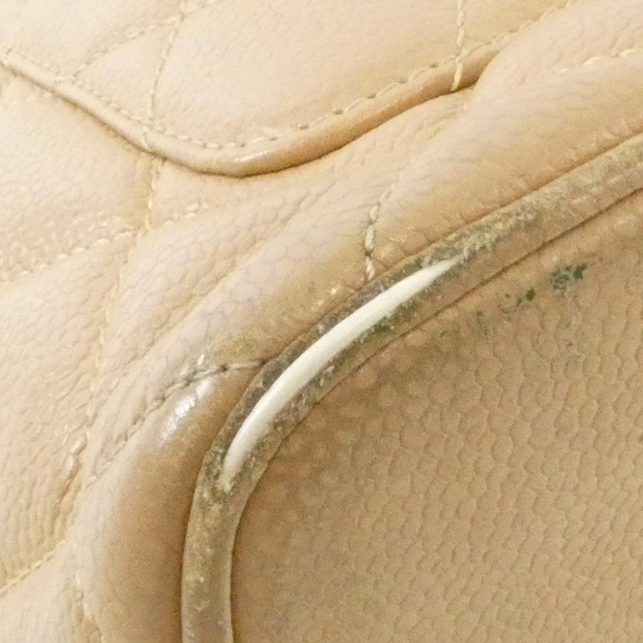CHANEL Matelasse 1804 Handbag Grained Calfskin 4