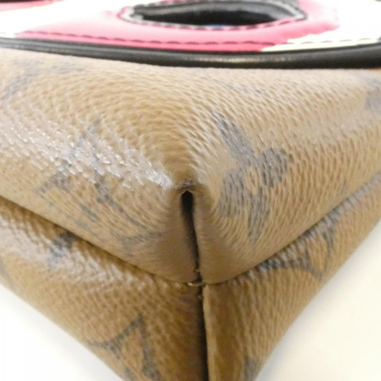 LOUIS VUITTON Pochette M43495 肩背包 Monogram 3