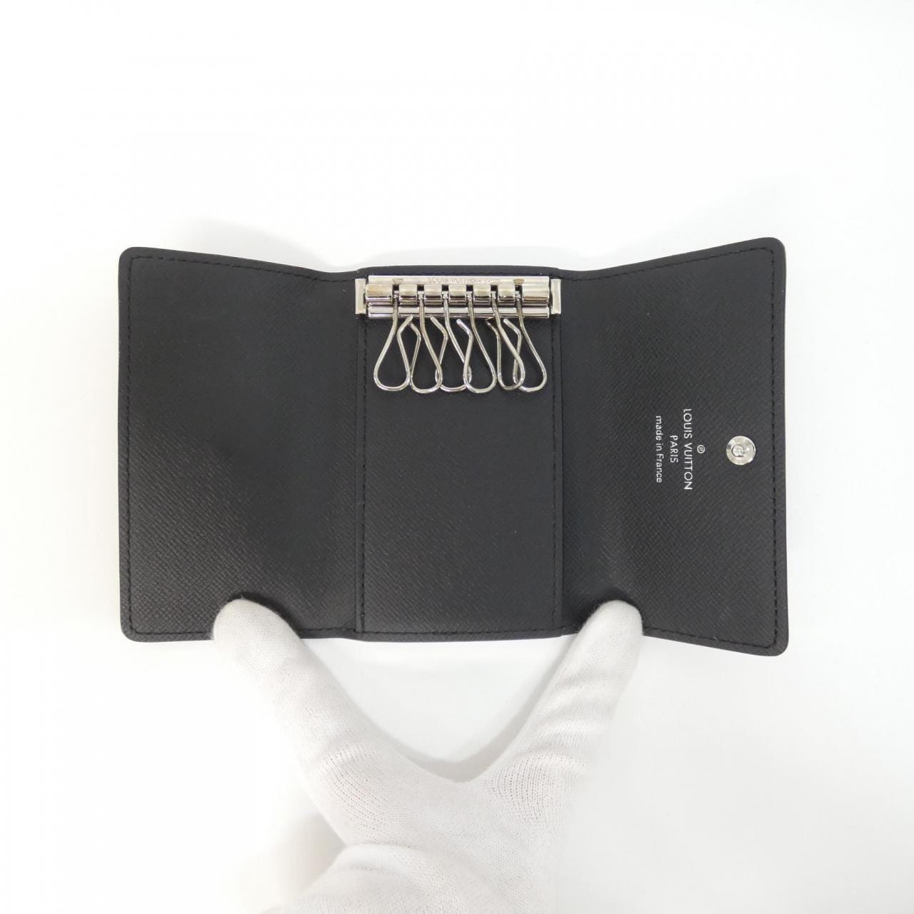 LOUIS VUITTON Eclipse M82603 Key Case Monogram 5