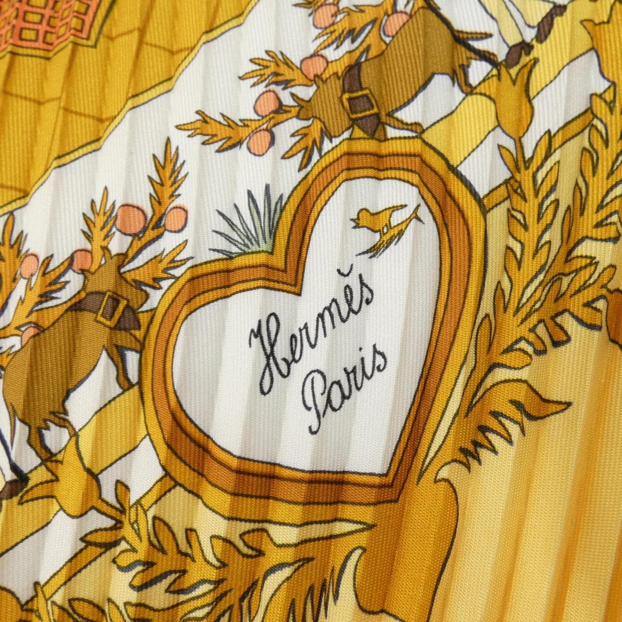 HERMES Scarf 4