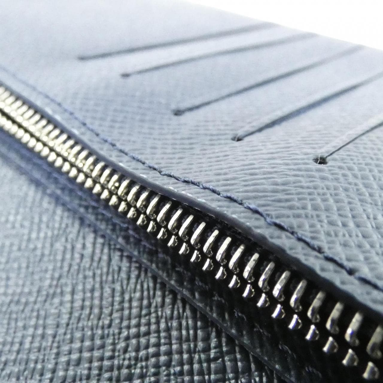 LOUIS VUITTON M25966 Wallet 6