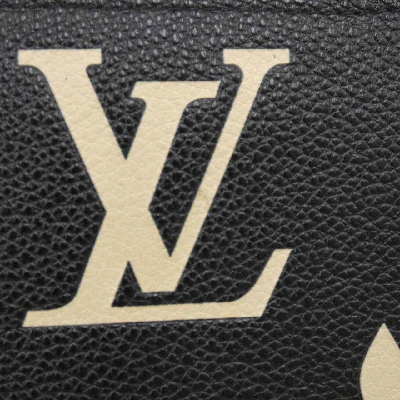 LOUIS VUITTON M80481 Wallet Monogram 3