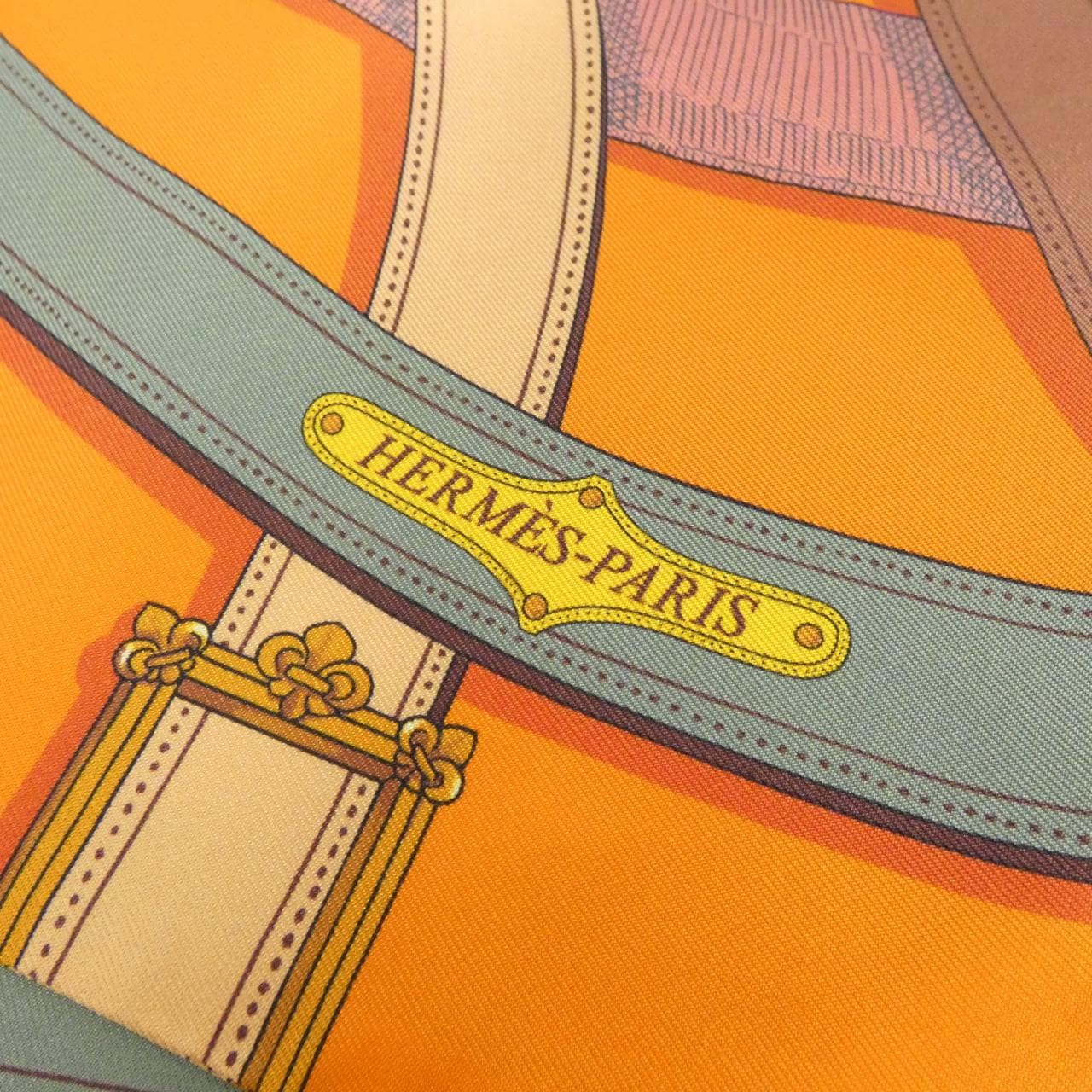 HERMES Scarf 3