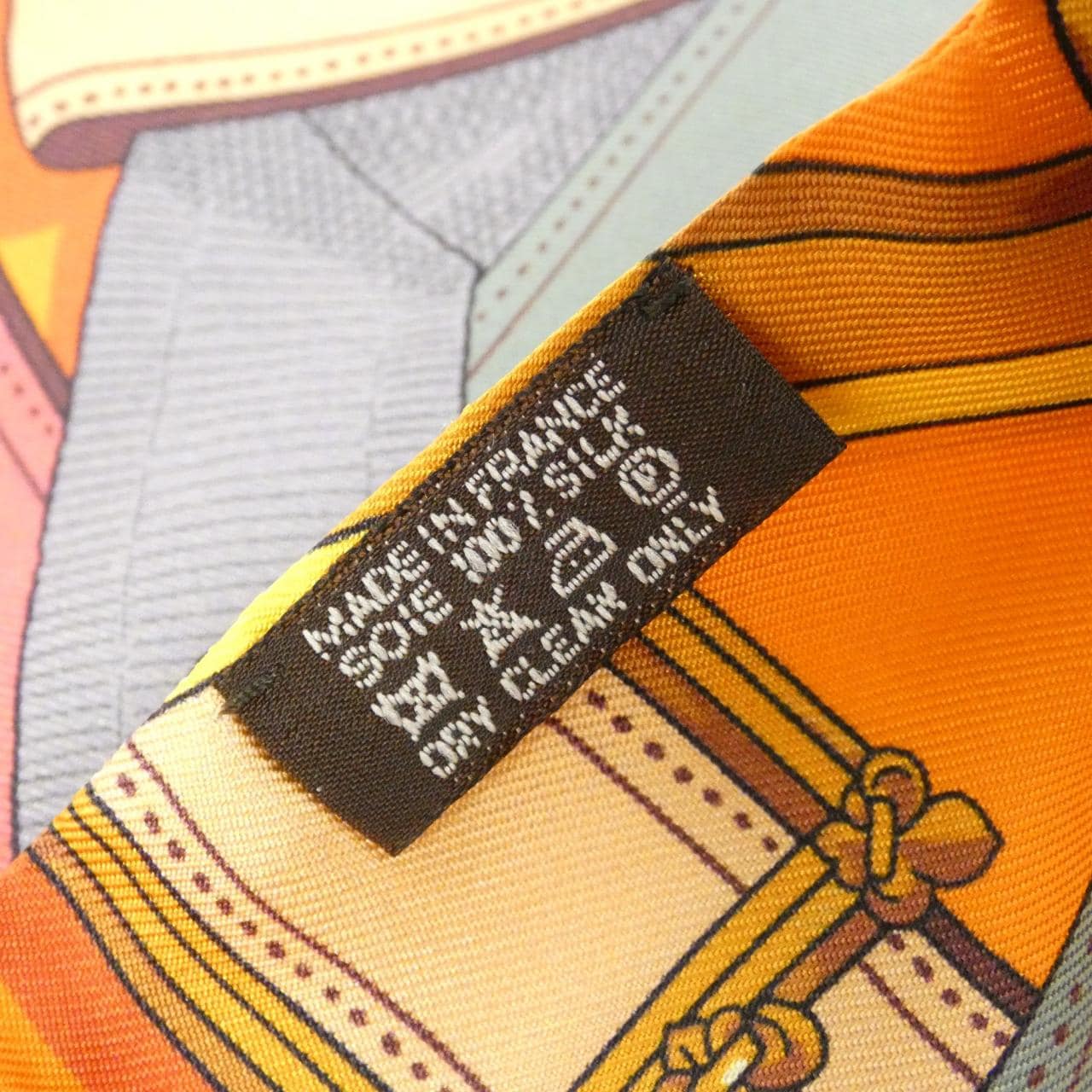 HERMES Scarf 4